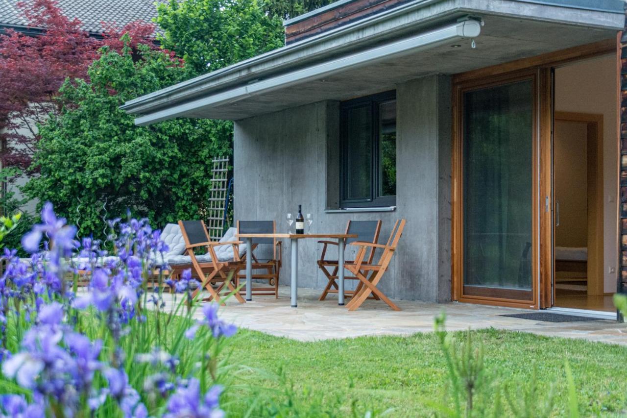 Gartenlodge Auszeit Noetsch ภายนอก รูปภาพ